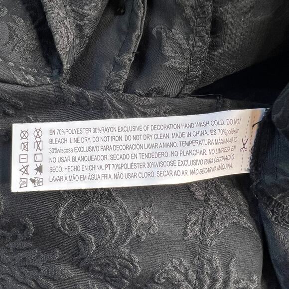 Hello Kitty 50th Anniversary Forever21 Black Y2K Pop Shirt Button Down Size S - Picture 14 of 14